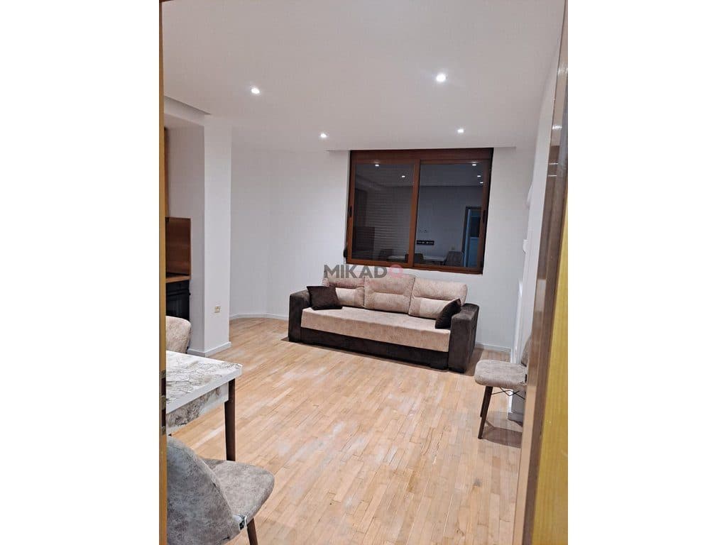 Apartament 2+1 me qira – Stacioni i Trenit ! 4
