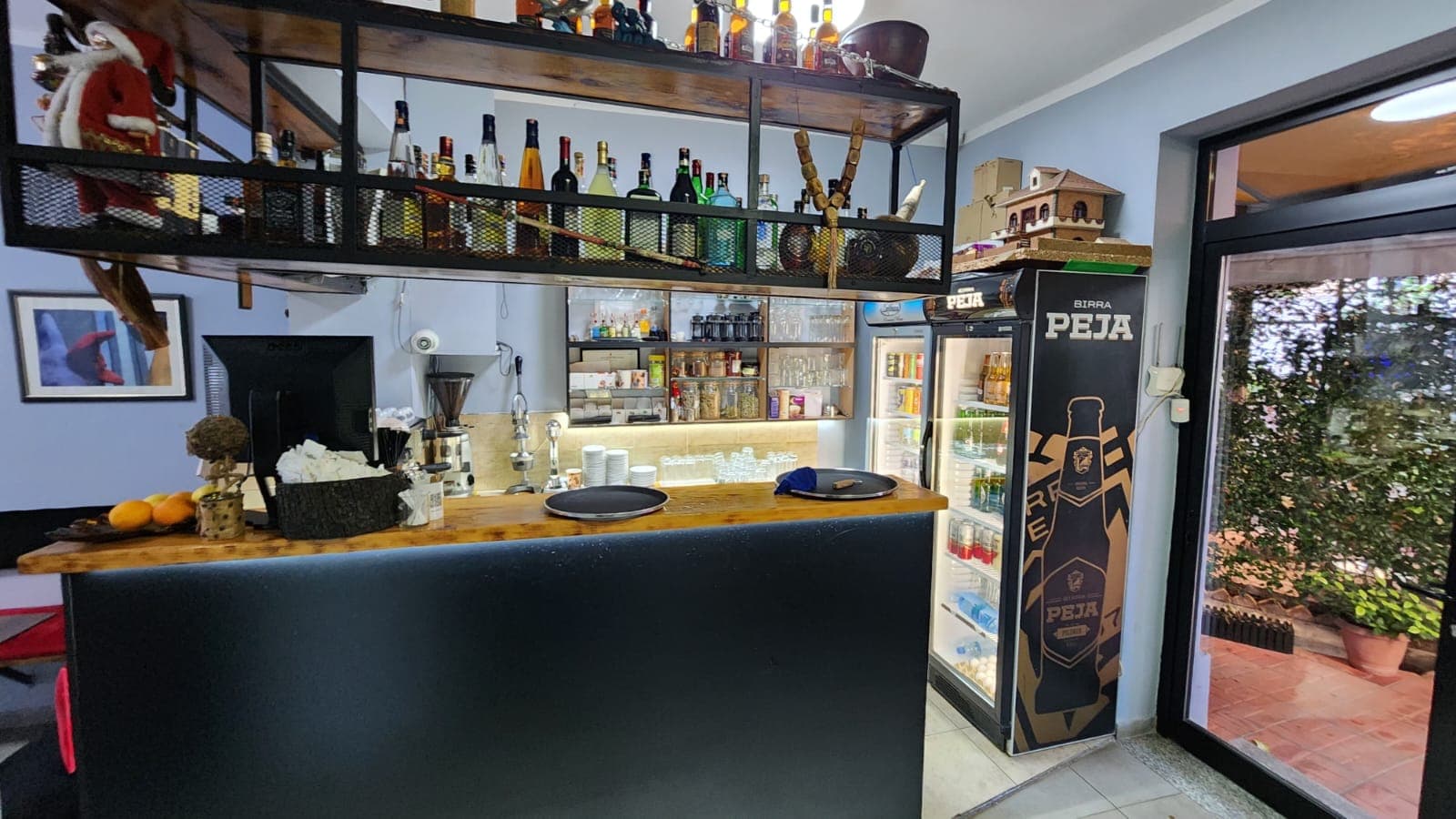 Lokal me qira – Rruga e Kavajës ! 2