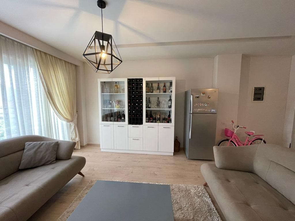 SHITET APARTAMENT 4+1+3 ME 2 BALLKONE NE ASTIR! 3