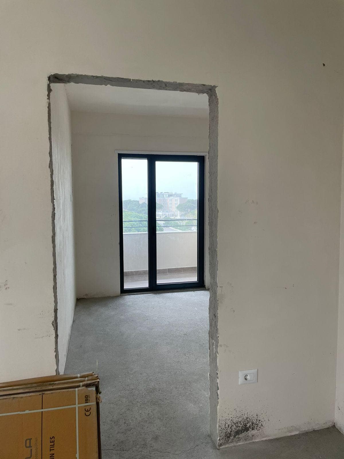 SHITET APARTAMENT 2+1 TEK MALI I ROBIT!