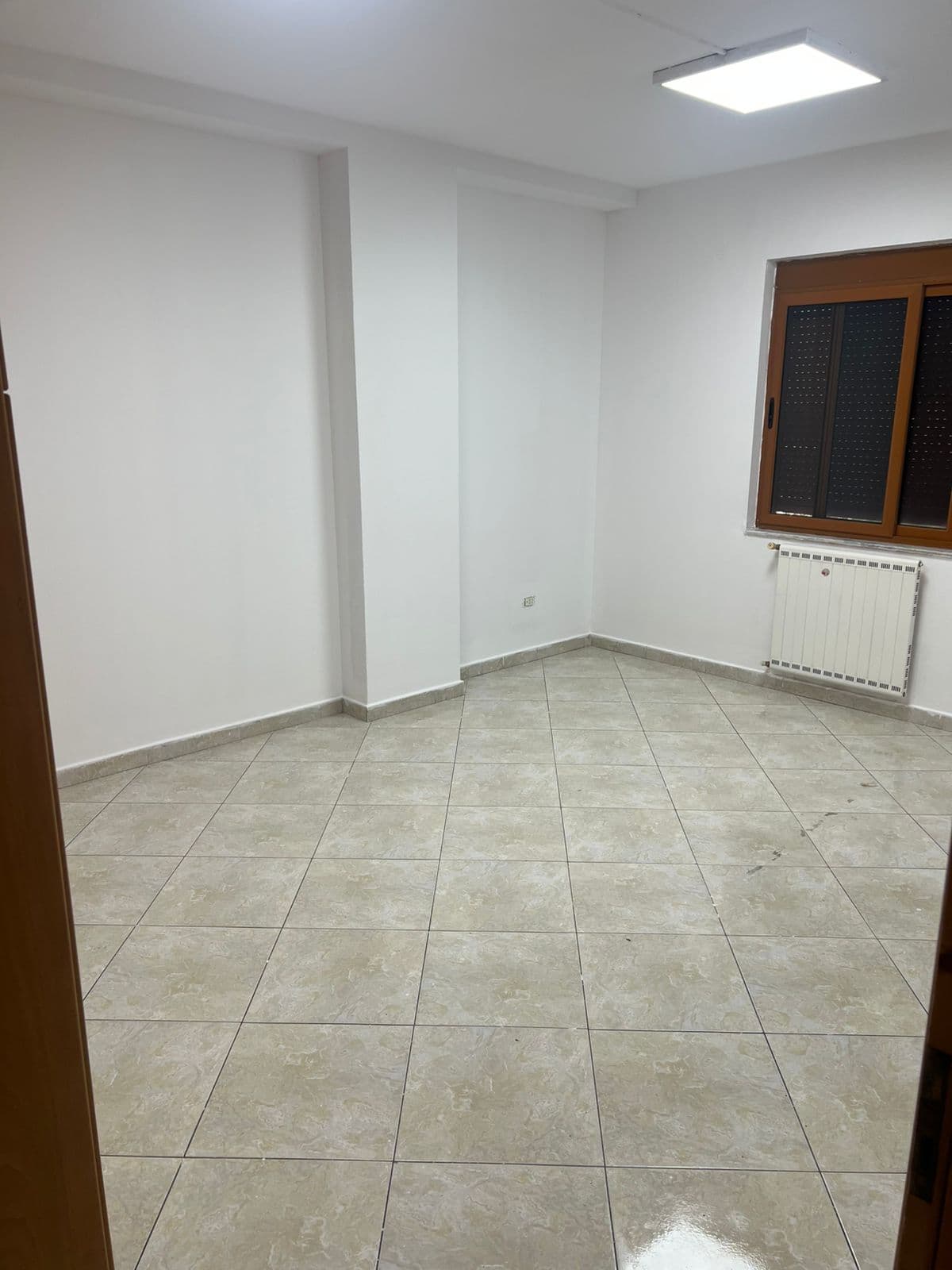 Jepet me Qira Apartament 2+1+2 tek Shkolla e Baletit! 2