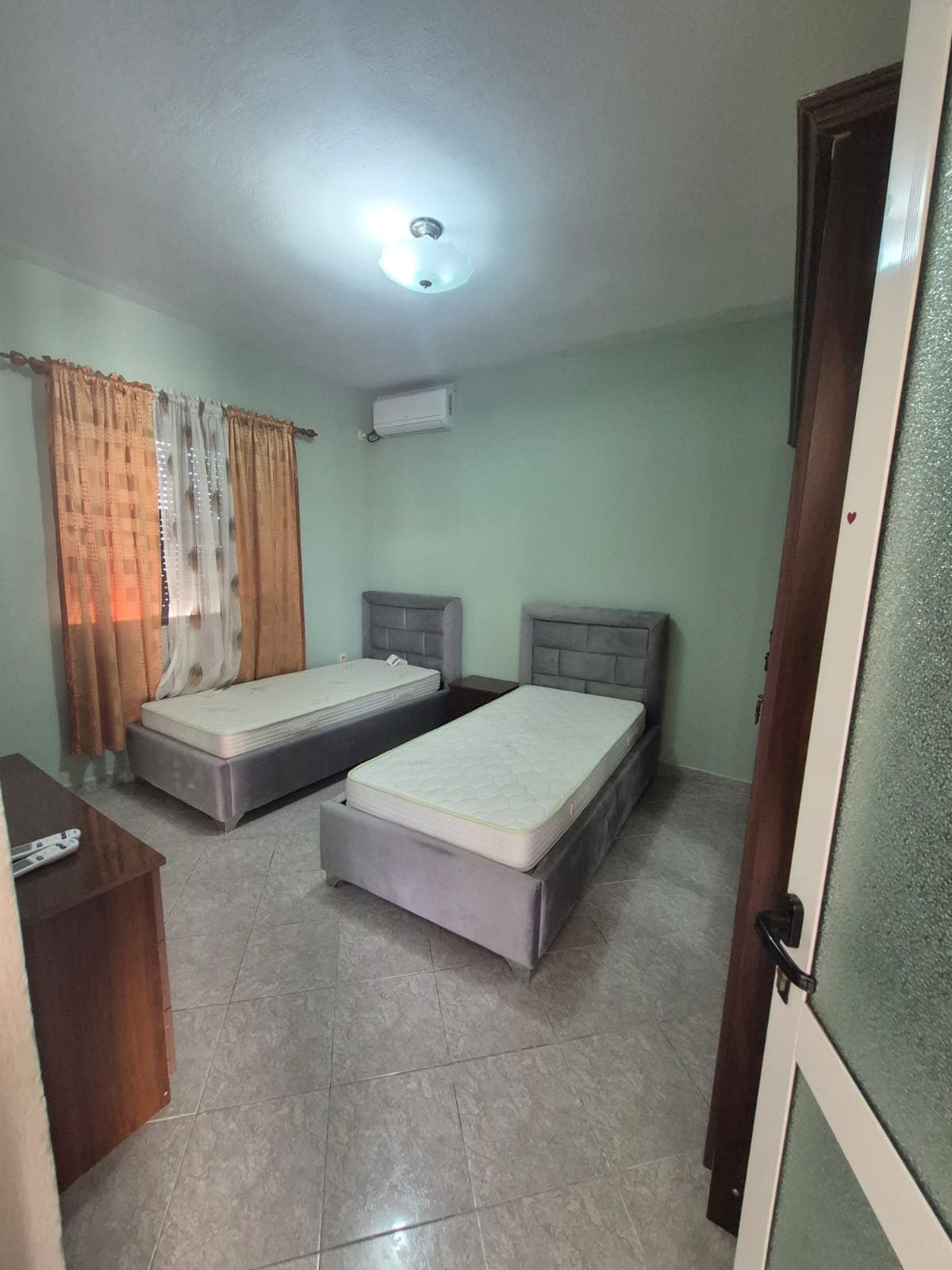 Apartament 2+1 me qira – Tek Zogu i Zi ! 2