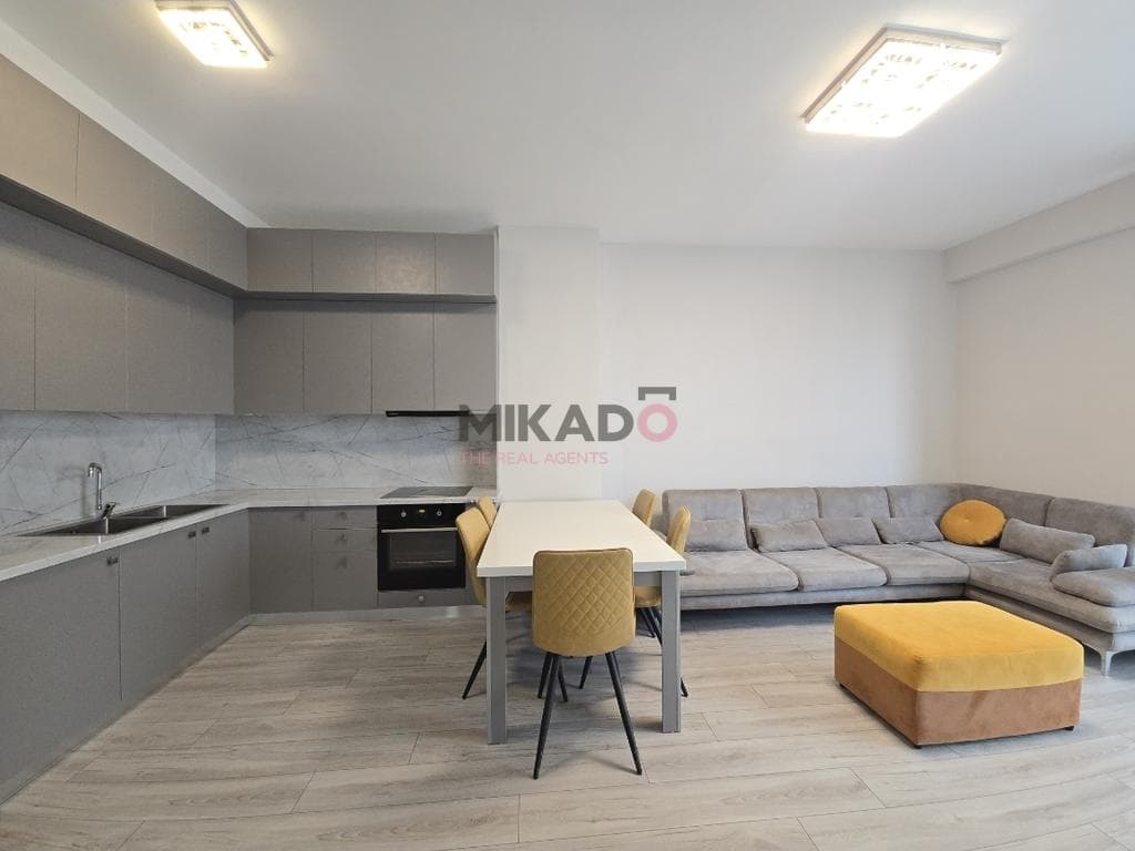 JEPET APARTAMENT 1+1 ME QIRA – Komuna e Parisit ! 2