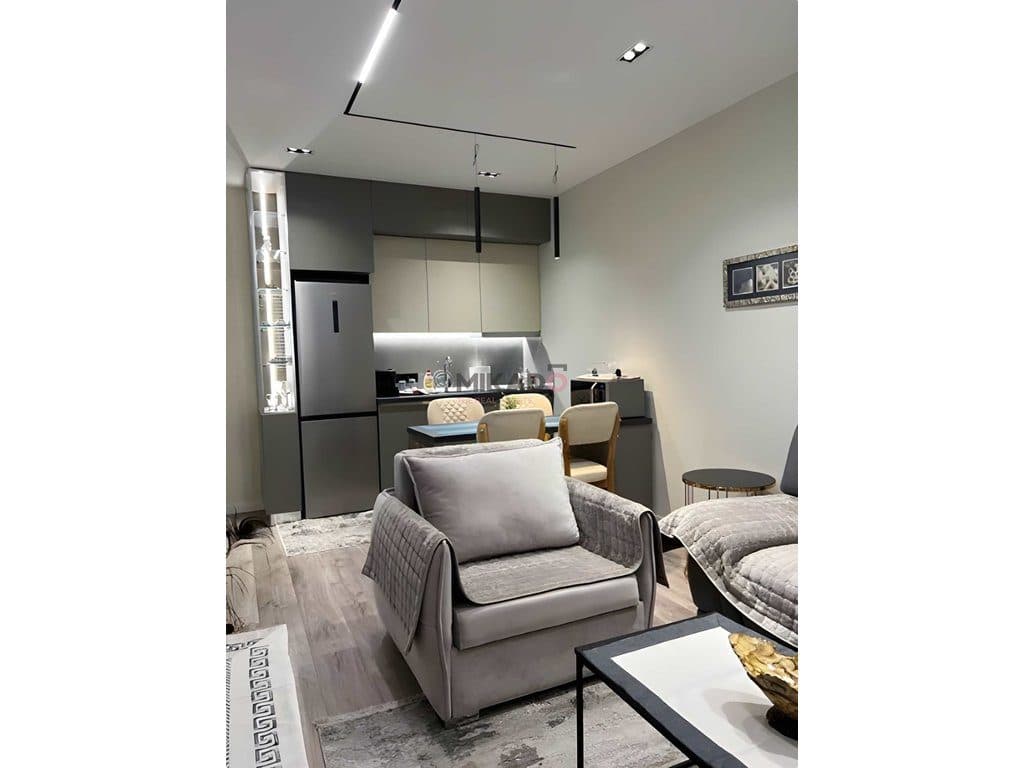 Jepet me Qira Apartament 1+1 + Ballkon – Në Qënder të Tiranës ! 2