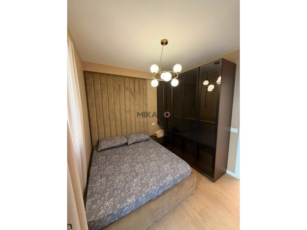 Apartament 1+1 me qira – Materniteti i Ri ! 3