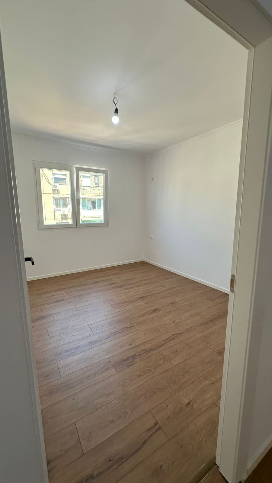Shitet apartament 2+1 tek Pediatria! 4