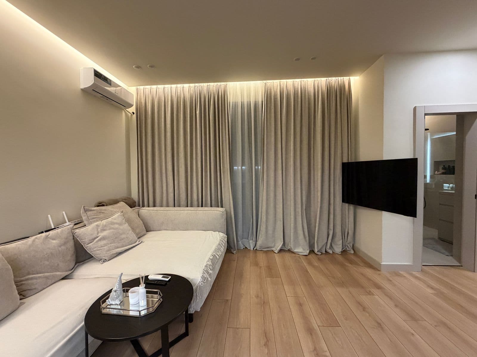Jepet me Qira Apartament 2+1 tek Rruga Kosovareve ! 4
