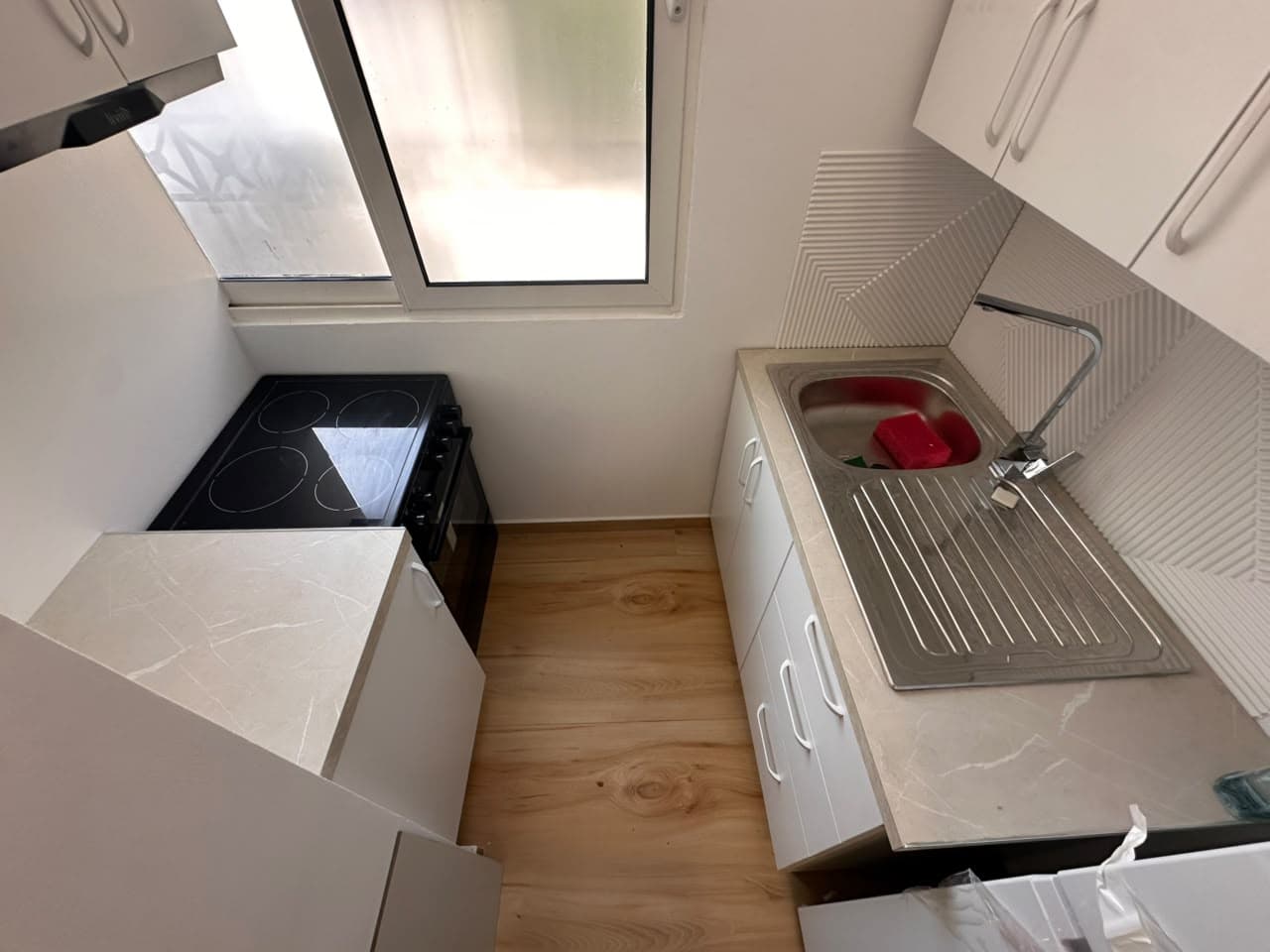 Apartament 1+1 me qira – Pranë Ekonomikut & Muzeut të Shkencave ! 2