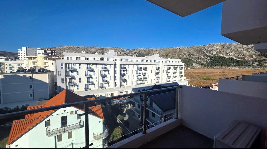 Shitet Apartament 1+1 - Shengjin ! 3