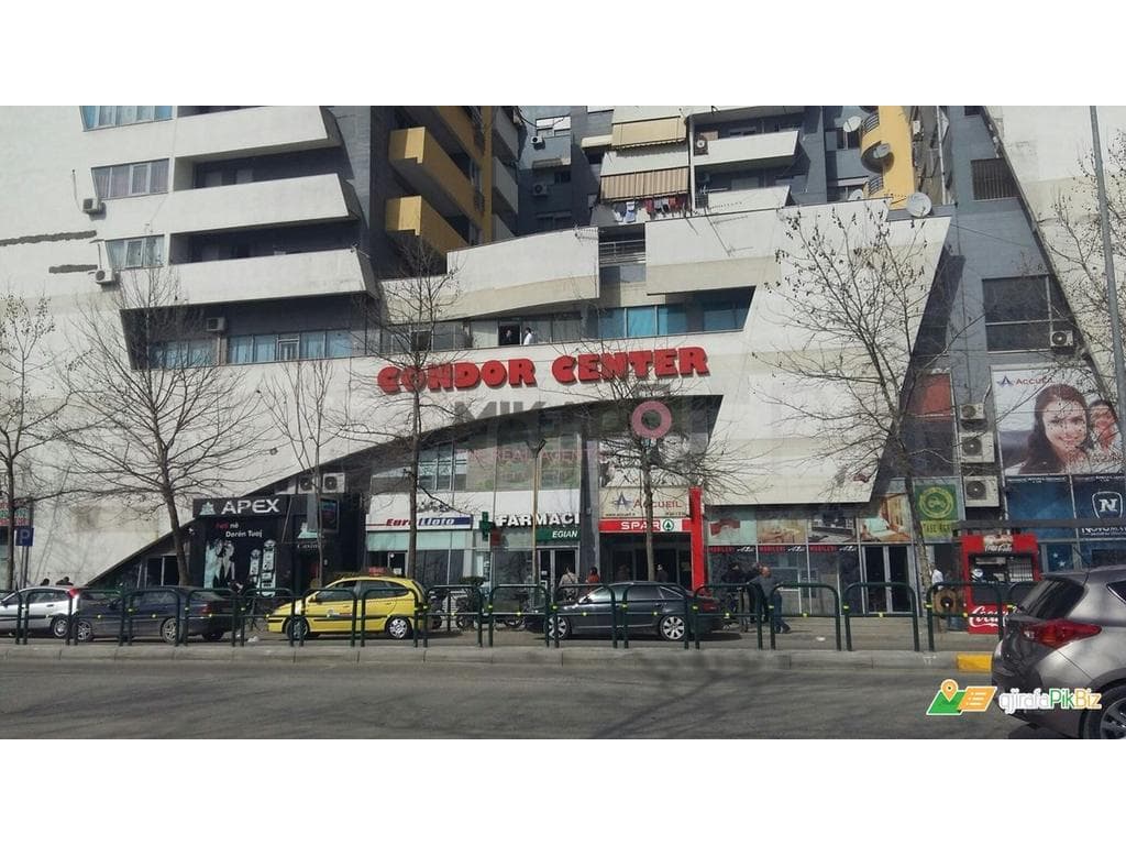 Dyqan me qira – Condor Center, Rruga e Kavajës !