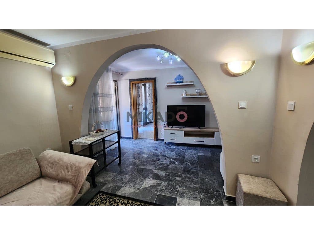 Apartament 2+1+2 me qira – Rruga Fortuzi - 5 minuta larg qendrës së Tiranës ! 3