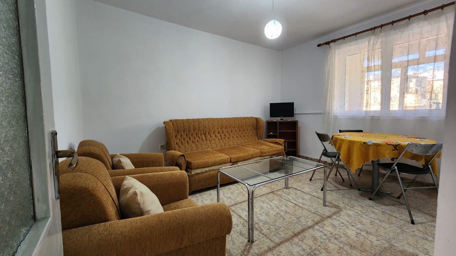 Apartament 2+1 me qira – pranë Tregut Elektrik, Ali Dem !