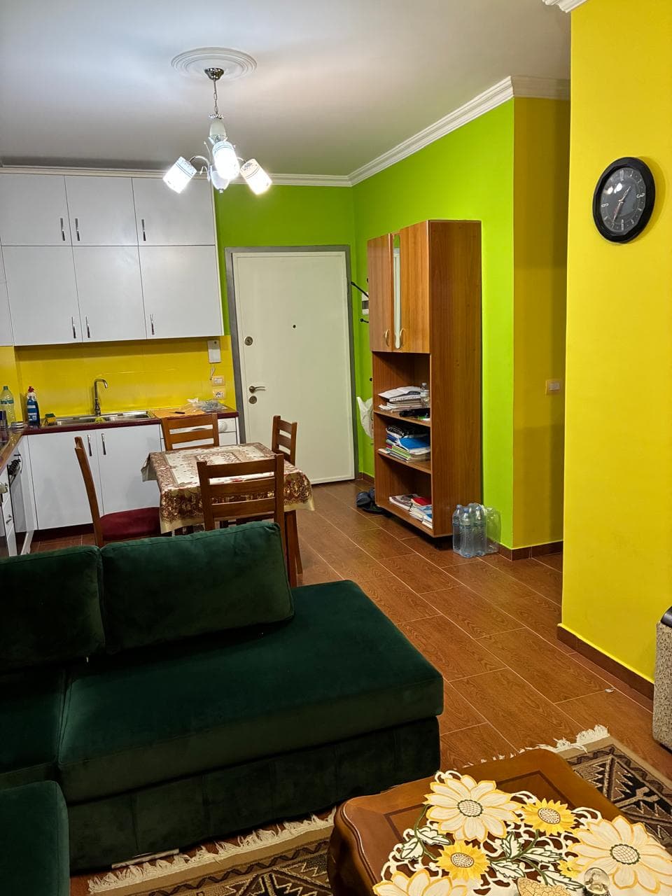 Jepet Apartament 1+1 me qira – 21 Dhjetori ! 4