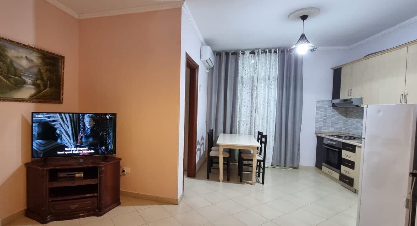 Apartament 1+1 me qira – Astir, afër vilës L ! 4