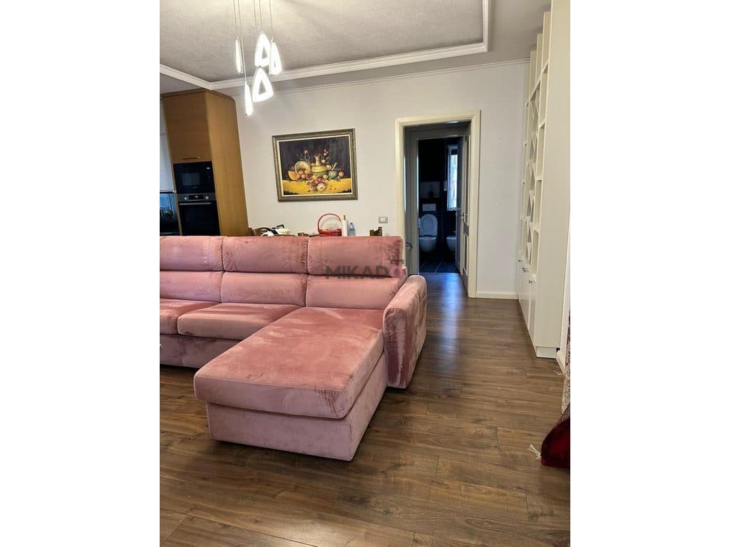 Jepet me Qira Apartament 1+1 në Fresk ! 2