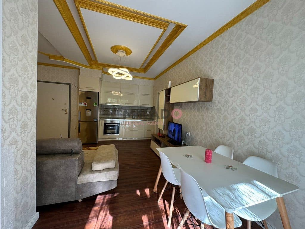 Jepet me Qira Apartament 2+1 + Verandë – buzë Liqenit të Thatë ! 2