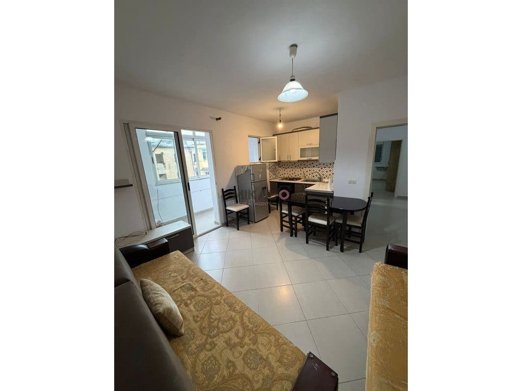 Apartament 1+1 me qira – Pallati me Shigjeta !