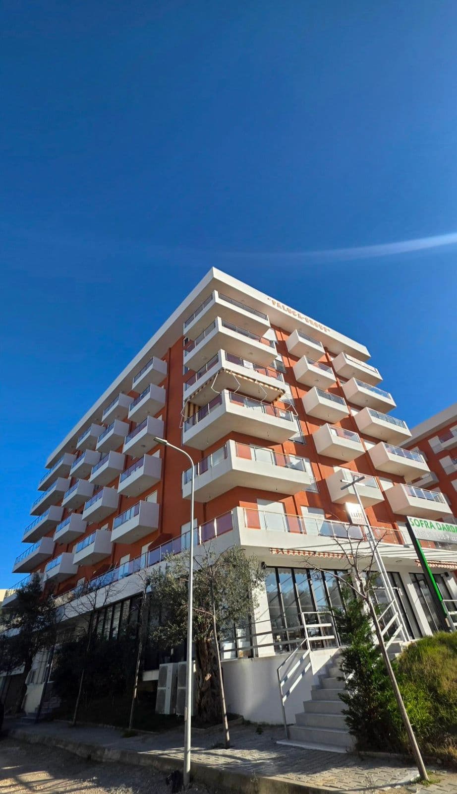 Shitet Apartament 1+1 - Shengjin !