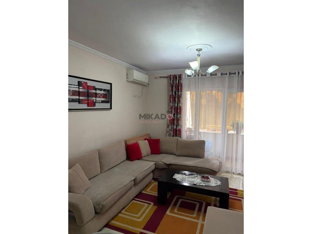 Jepet me Qira Apartament 2+1 – Tek Kthesa e Kamzës ! 2