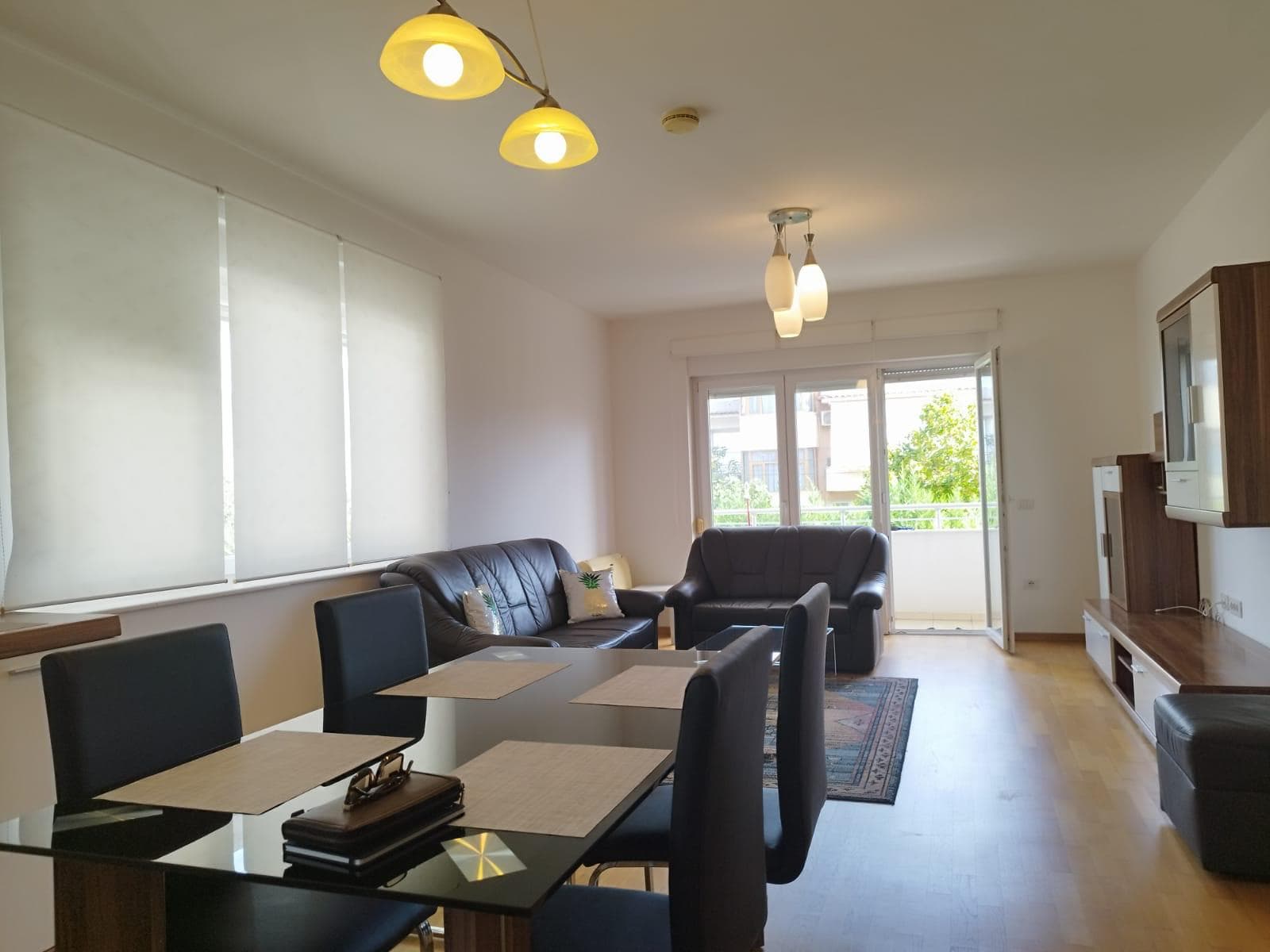 Jepet me qira apartament 2+1+2 me 1 post parkimi ne Residencen Touch of the Sun! 2