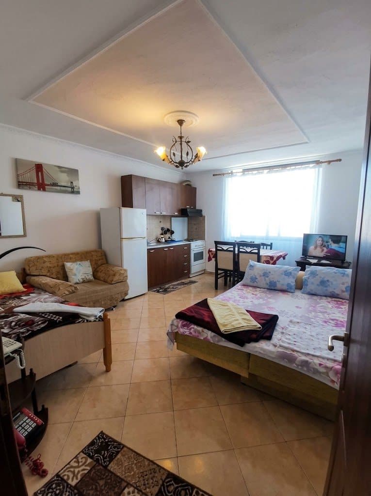 Apartament 1+1 me qira – QSUT ! 2