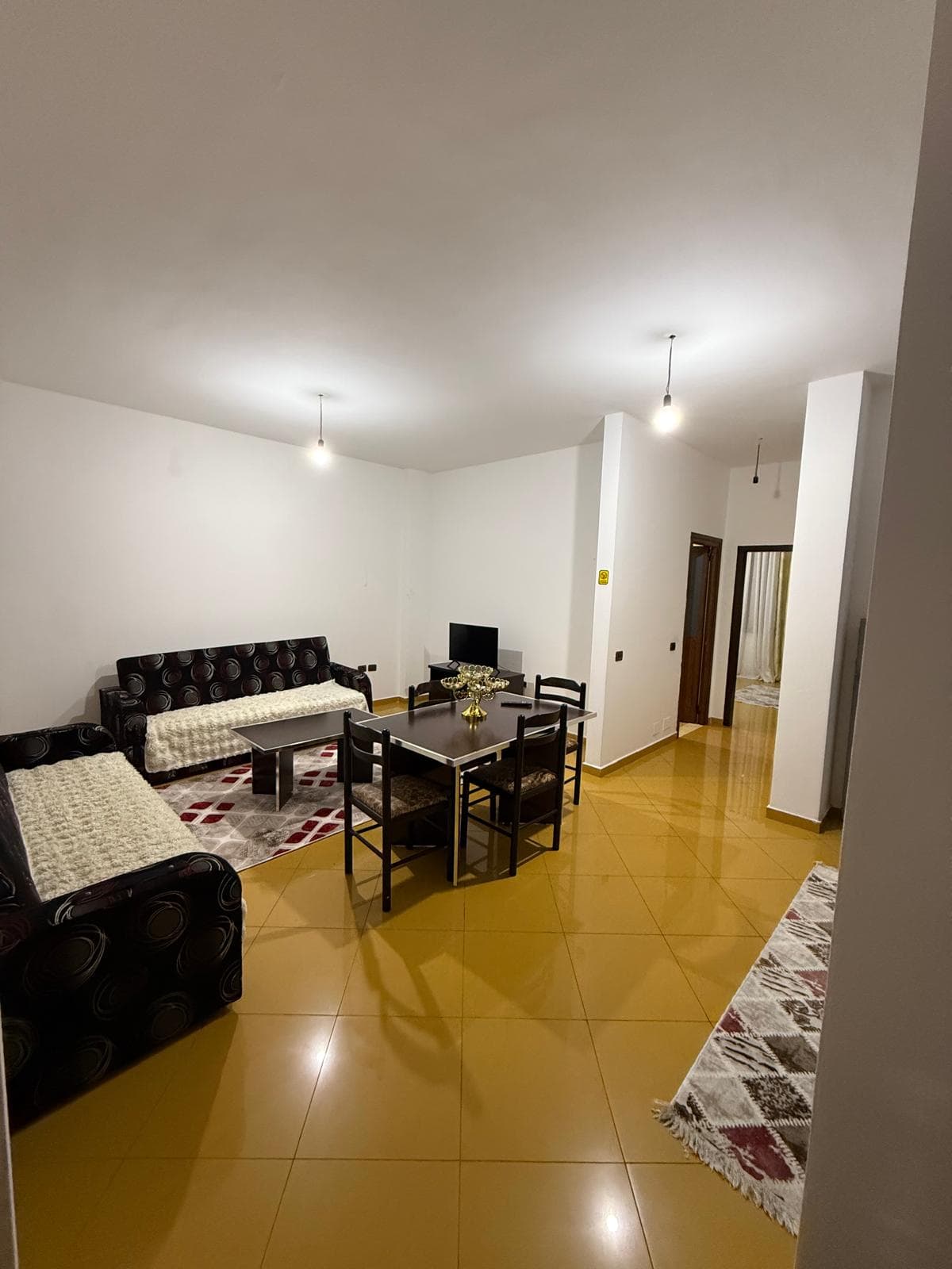 Jepet me Qira Apartament 1+1 – 21 Dhjetori ! 2
