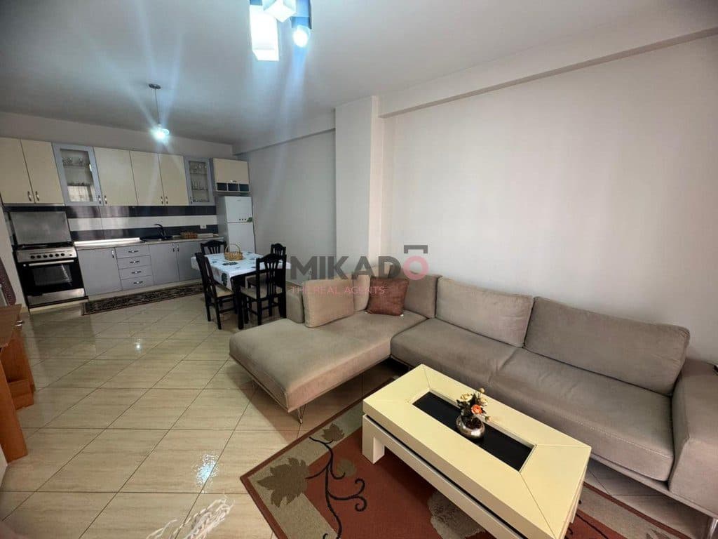 Jepet Apartament 1+1 me qira – Astir, afër Rrethit !