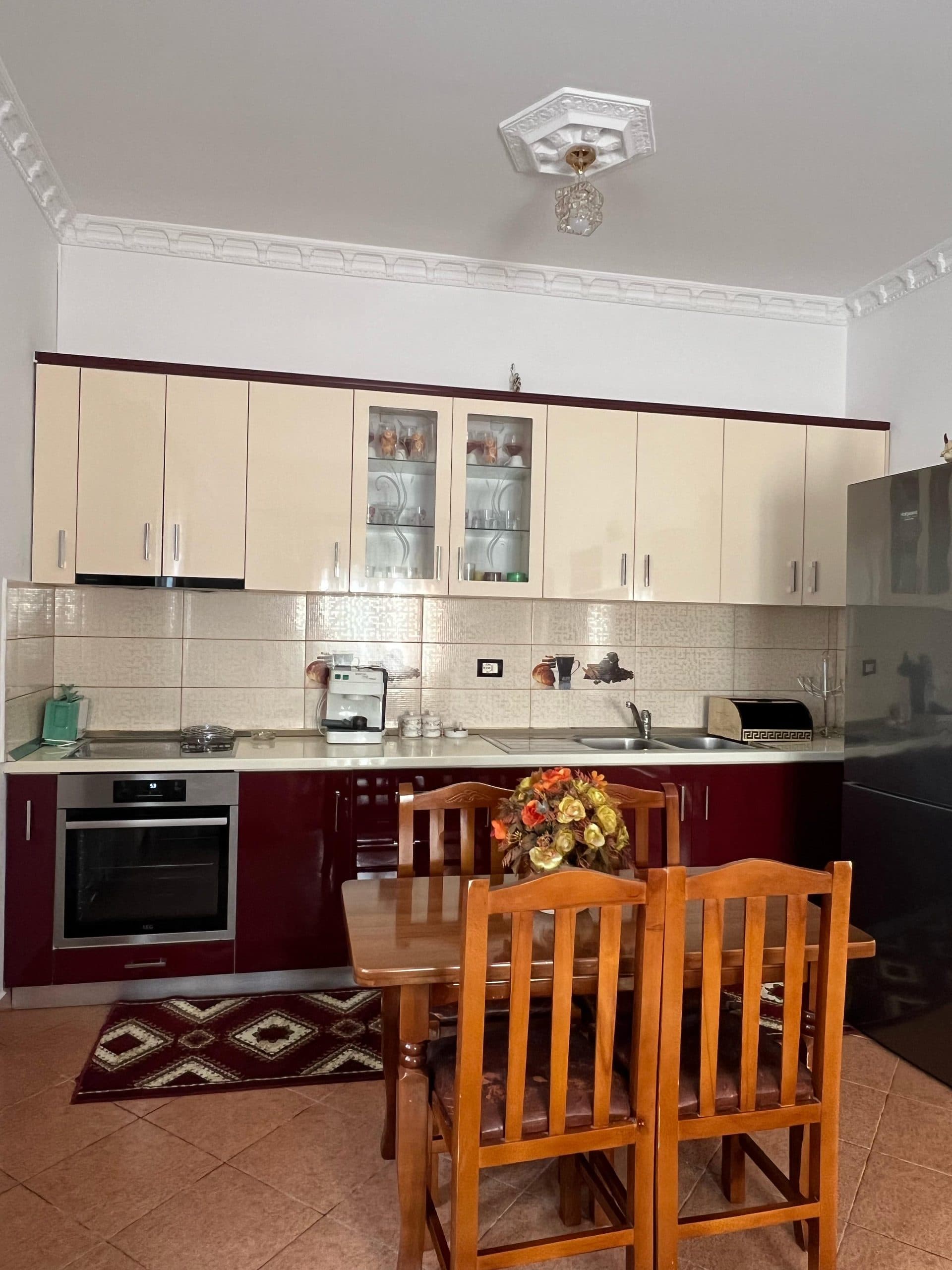 Apartament me qira 2+1 – Bulevardi i Ri, fundi i Rrugës Siri Kodra ! 3