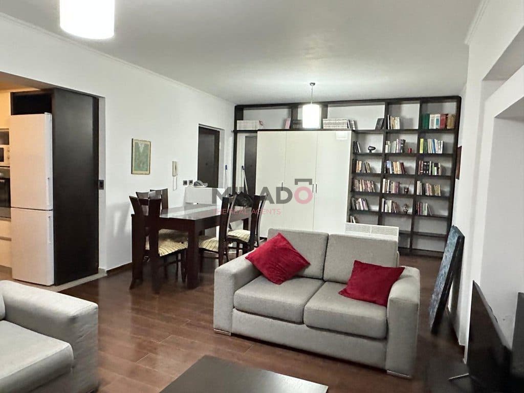 Apartament 2+1+2 + 1 ballkon me qira – Rruga e Elbasanit !