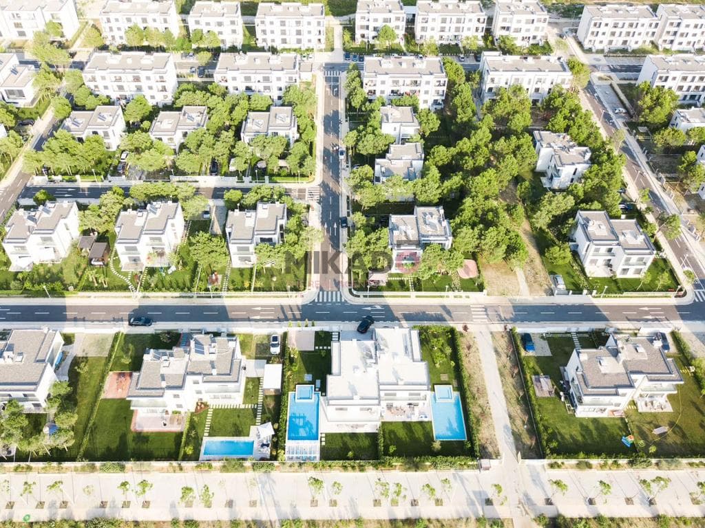 Shitet Vile Individuale tek Porto Lalzi Residence!