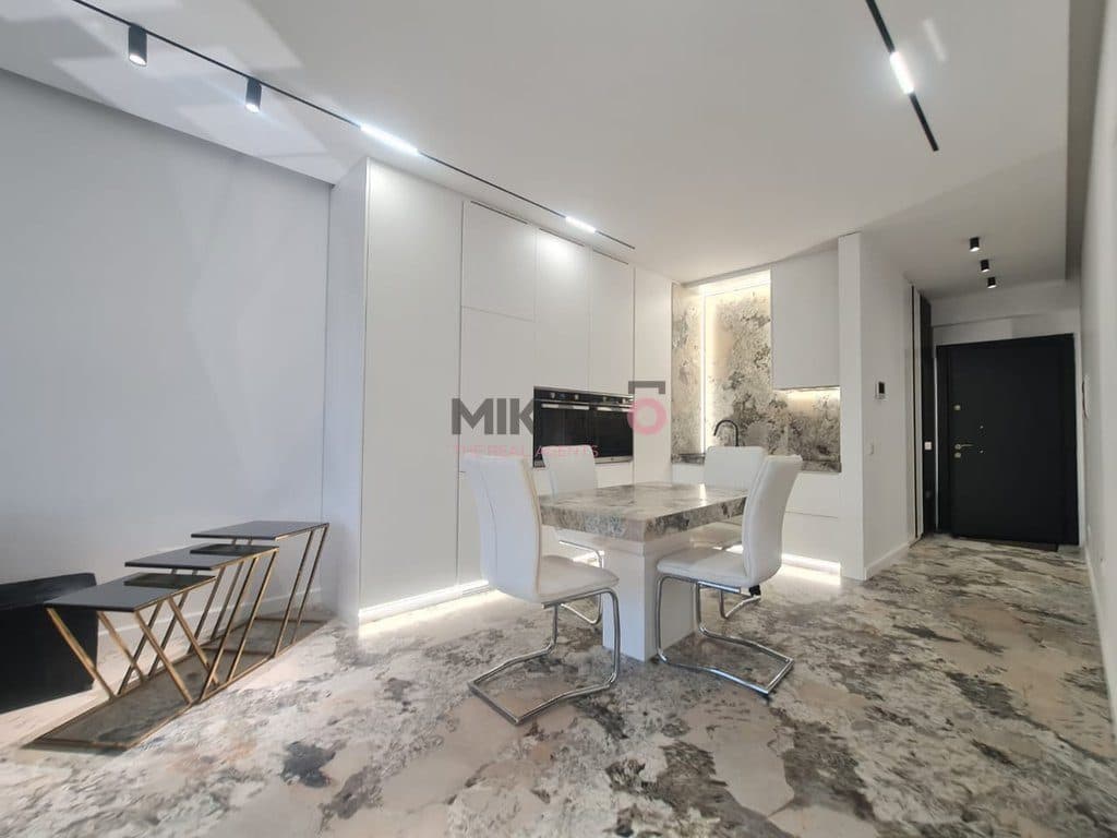 Jepet me qira apartament 1+1 tek Liqeni i Thate! 3