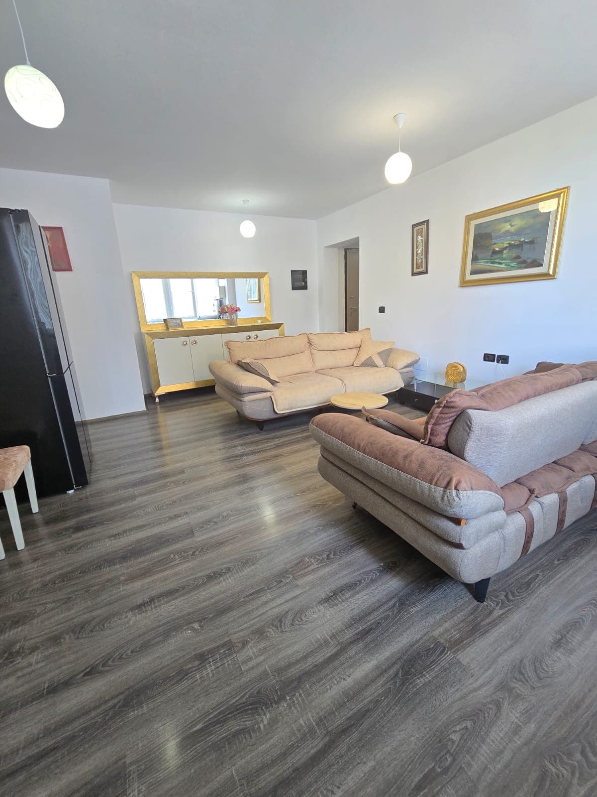 Shitet super apartament 2+1 – Ish Fusha e Aviacionit ! 2