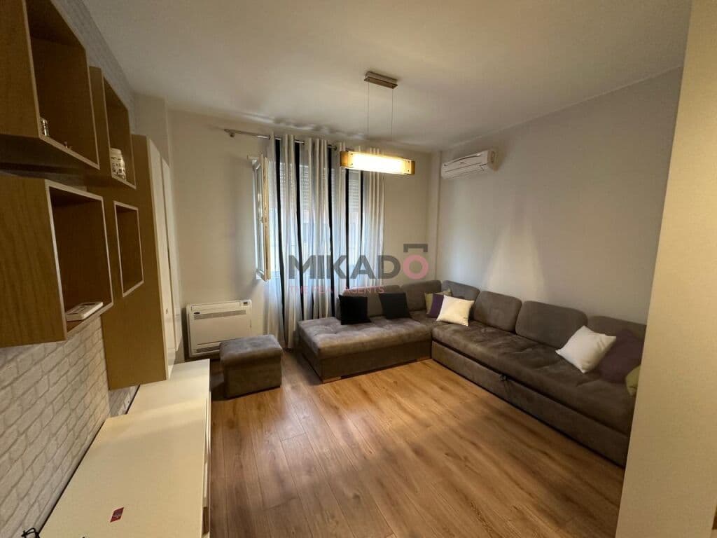 Jepet me qira apartament 1+1 ne Selite!