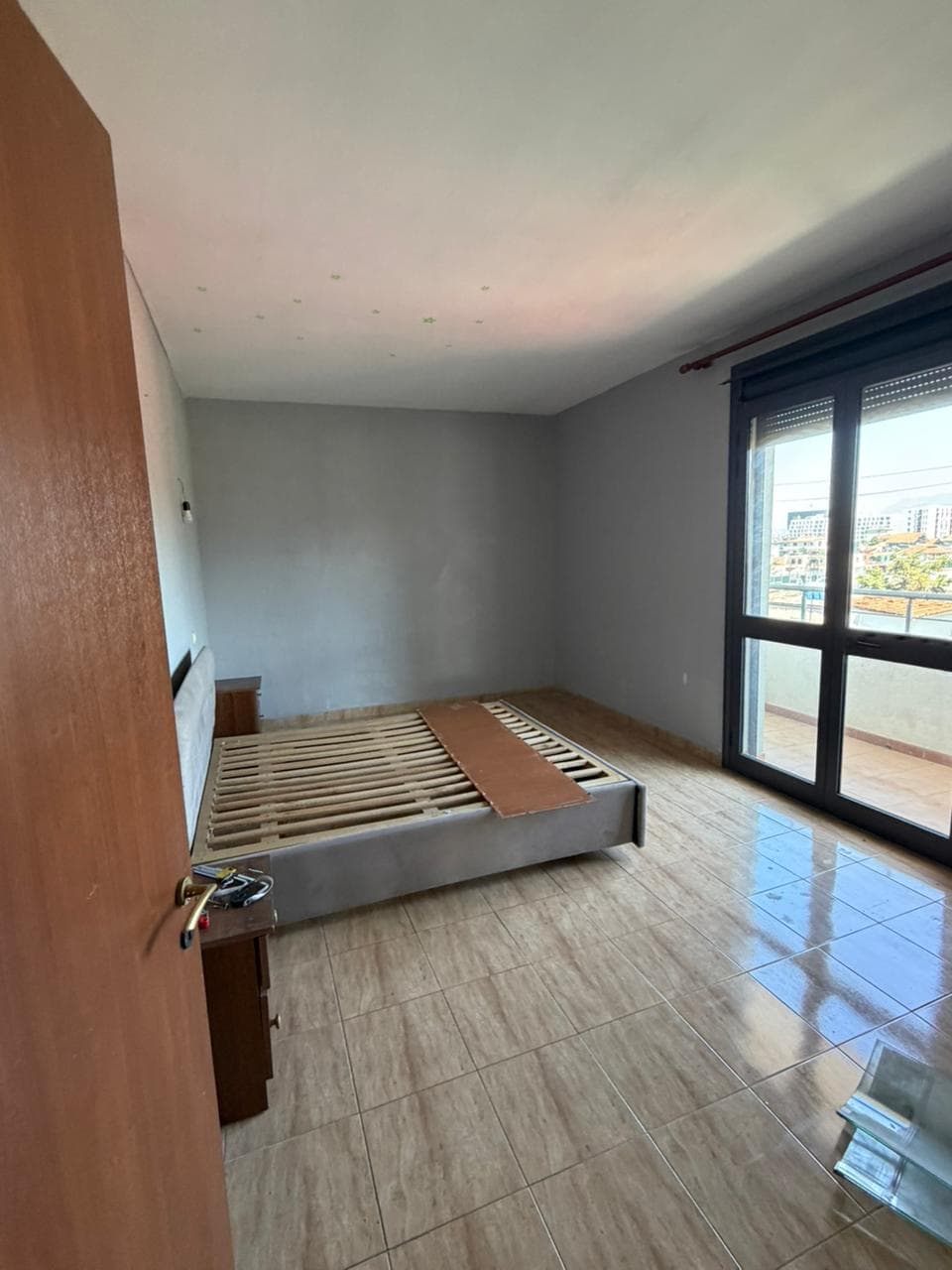 Apartament 3+1 me qira – Astir (bosh) ! 2