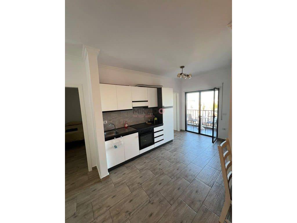 Apartament 2+1 me Qira – Selvia, Rruga Gjon Buzuku ! 3