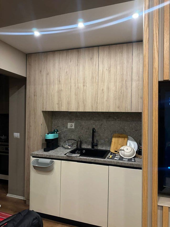 Jepet me Qera Apartament 1+1 Rruga "Asim Vokshi" (Harry Fultz)! 3