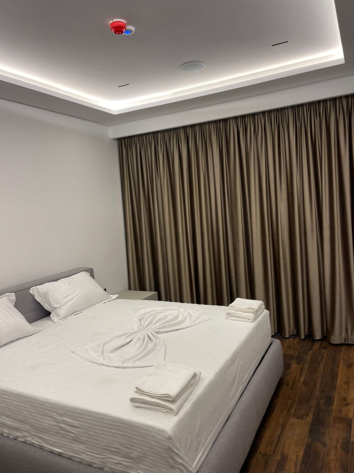 Jepet me Qira Apartament 2+1 tek Lion Park 1! 3