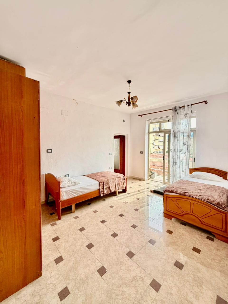 Apartament 2+1 me qira – Rruga e Durrësit ! 4
