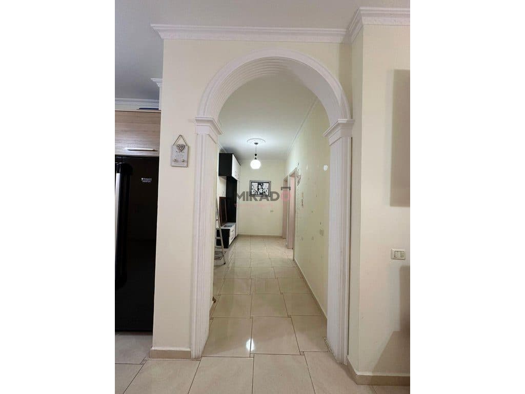 Jepet me qira apartament 2+1 prane Liqenit te Thate! 2