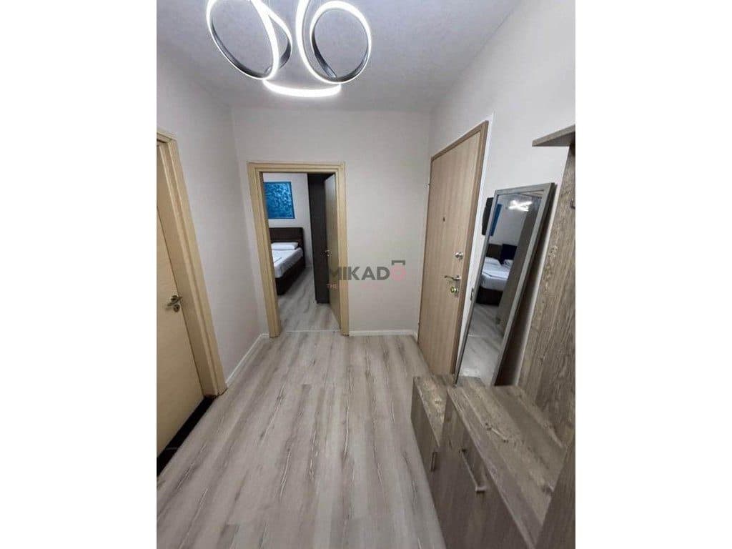 Jepet me Qira Apartament 1+1 me Verandë – Medrese!! 4
