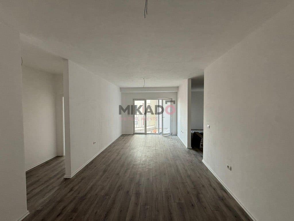Shitet Apartament 2+1+2 tek Ultra Tech Residence, Zogu i Zi! 2