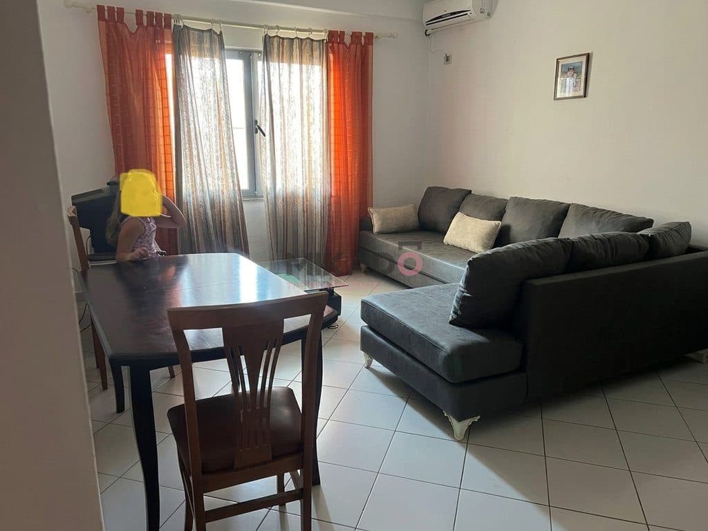 Apartament 2+1+2 + Ballkon me qira – Astir ! 2
