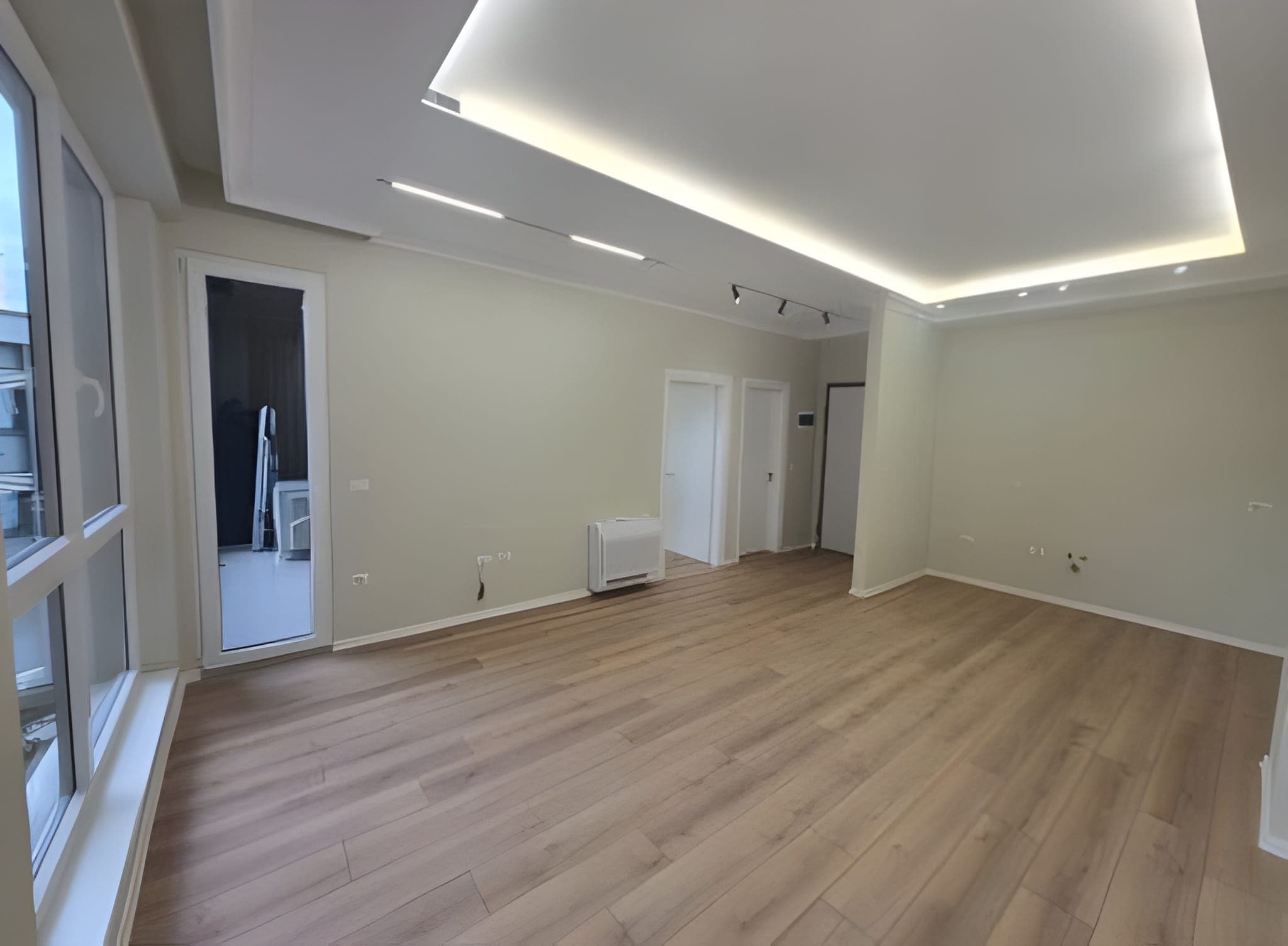 Apartament me Qira për Zyrë – Komuna e Parisit !