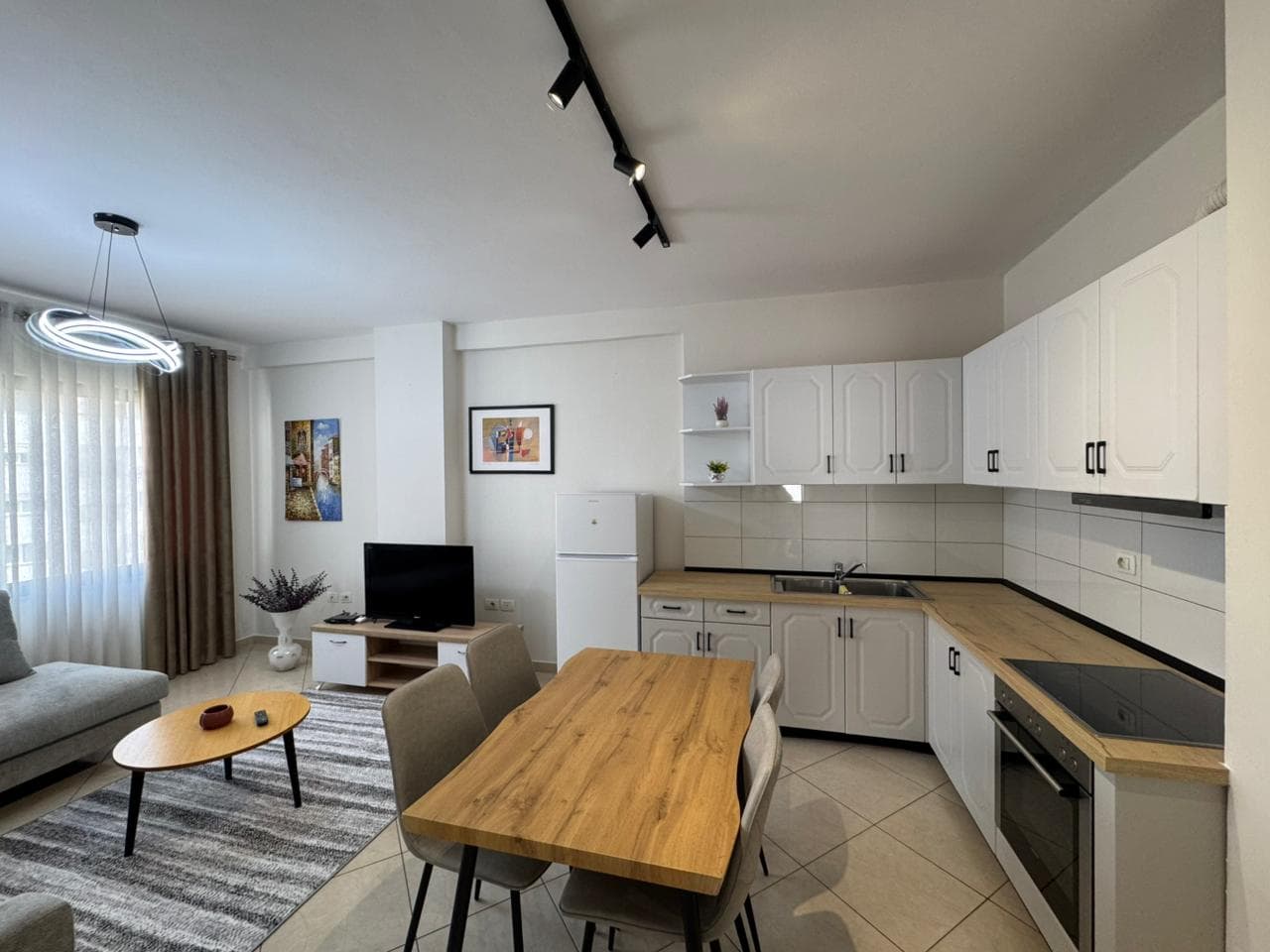 Apartament 2+1 me qira – Rrethi i Astirit ! 2