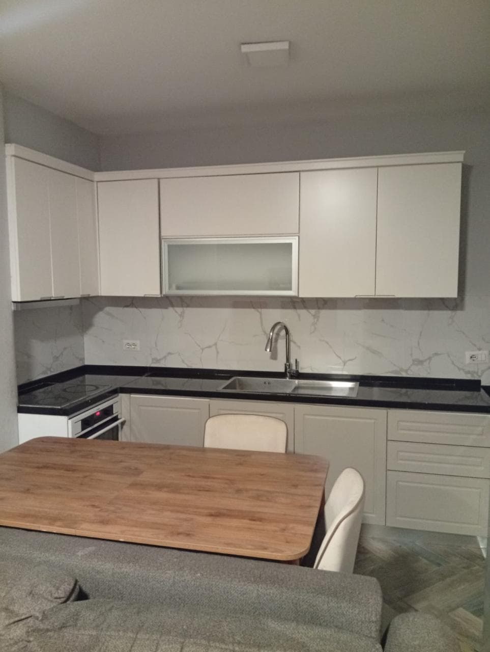 🏡 Jepet me Qira Apartament 1+1 – Rruga "5 Maji" ! 2