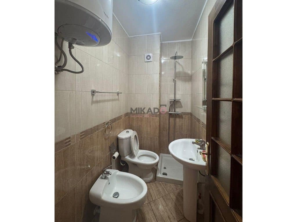 Garsoniere me qira – pranë Ministrisë së Jashtme ! 3