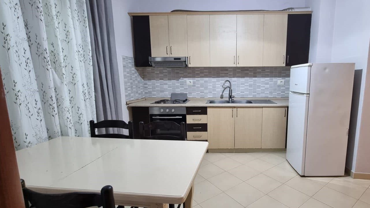 Apartament 1+1 me qira – Astir, afër vilës L ! 2