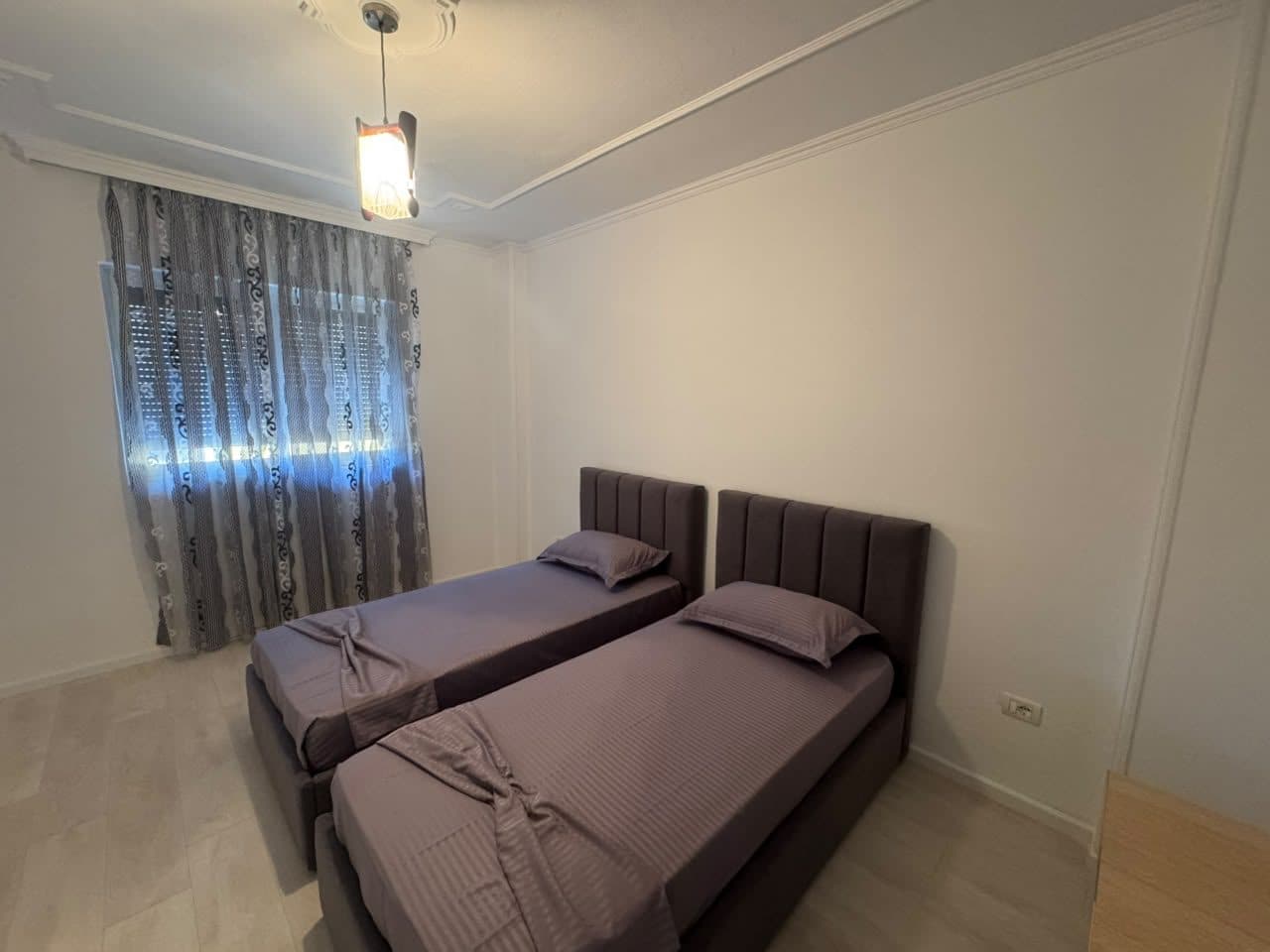 Apartament 2+1 me qira – Pranë Globe / Rruga e Kavajës ! 4