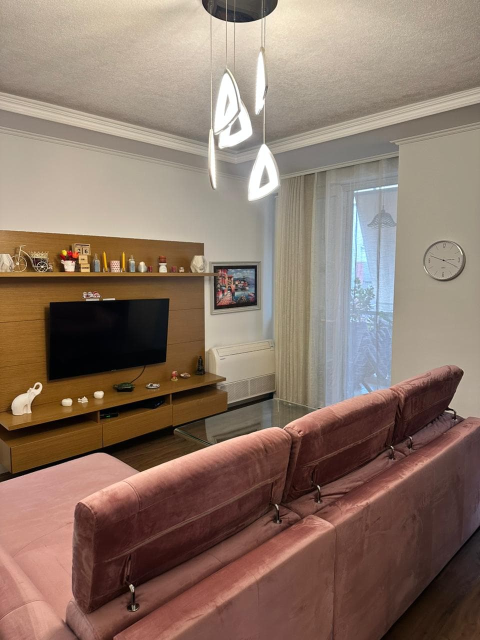 Jepet me Qira Apartament 1+1 në Fresk !