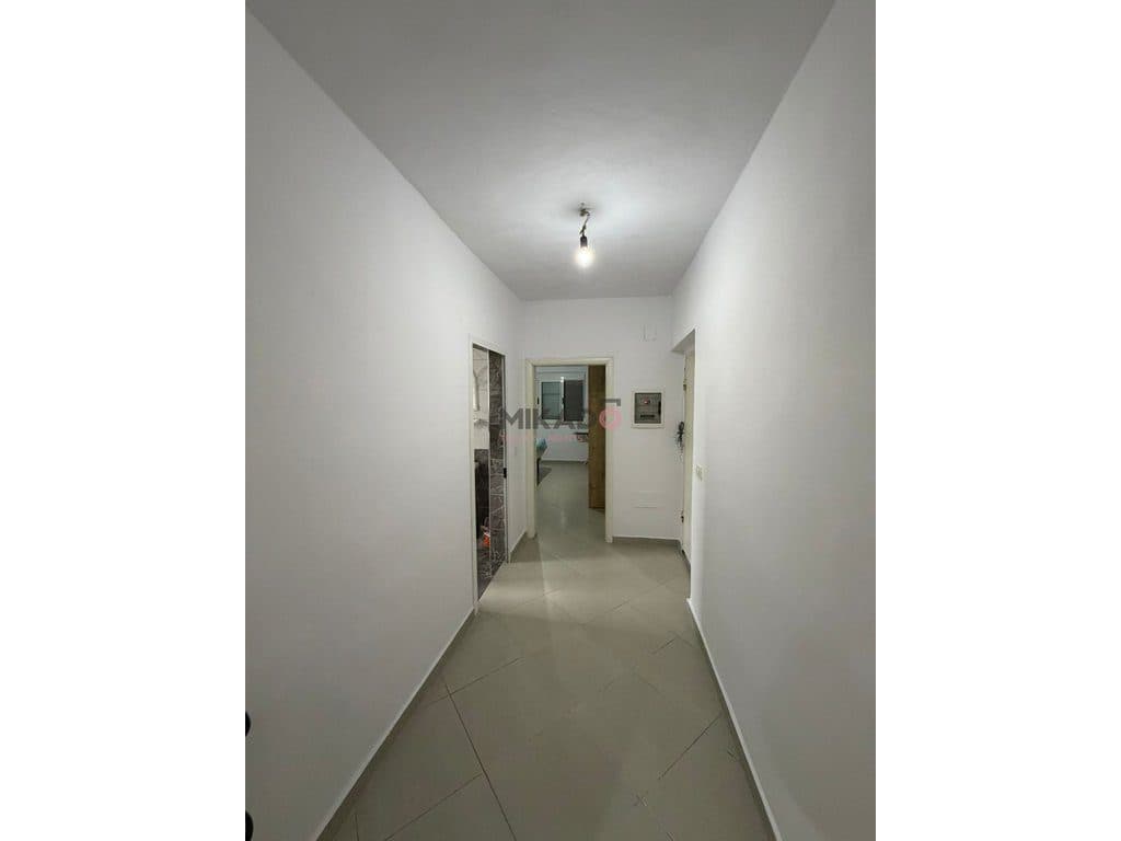 Apartament 1+1 me qira – Pallati me Shigjeta ! 4